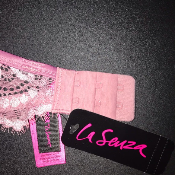 La Senza Up 2 Cup Push Up Bra in Pink - Picture 4 of 4